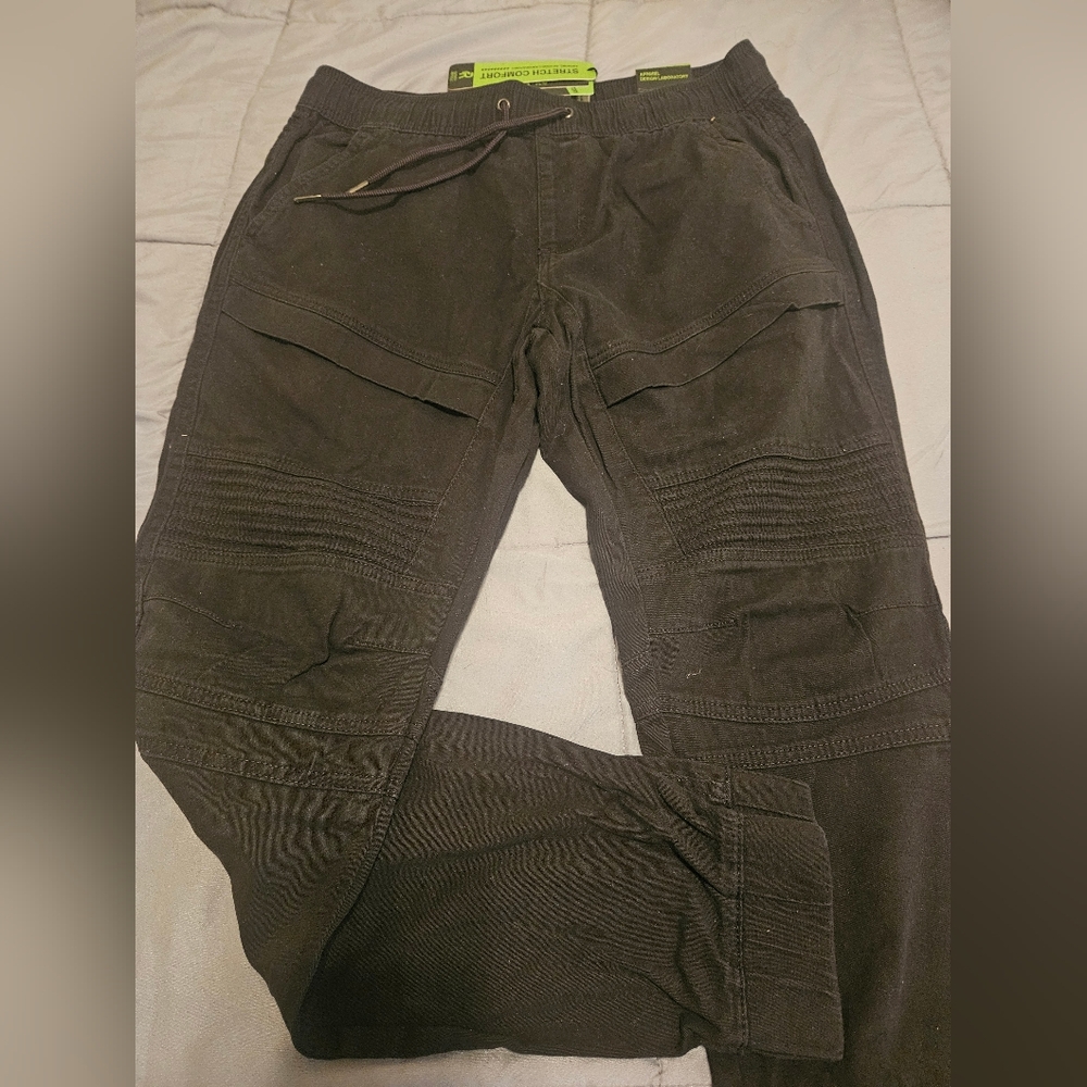 Refinery Republic Men's Black Pants